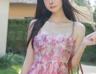 秀人网 – 就这样，金幼汐Vivian的美图精选中，裸足出师，真有一股清新的空气感。