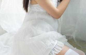 稚乖画册 – 随手一拍的赤西夜夜，户外里的晴空亮点，高清图片真是绚烂!