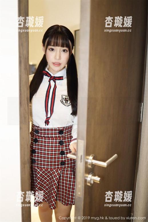 美媛馆 - 王馨瑶yanni的蕾丝套图，打开后让我低头沉默...