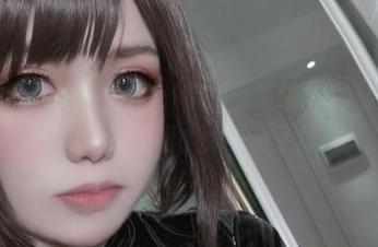 恶魔姐姐系列壁纸合集：芊川一笑MNK，果然是个“笑”霸呀，太可爱了！
