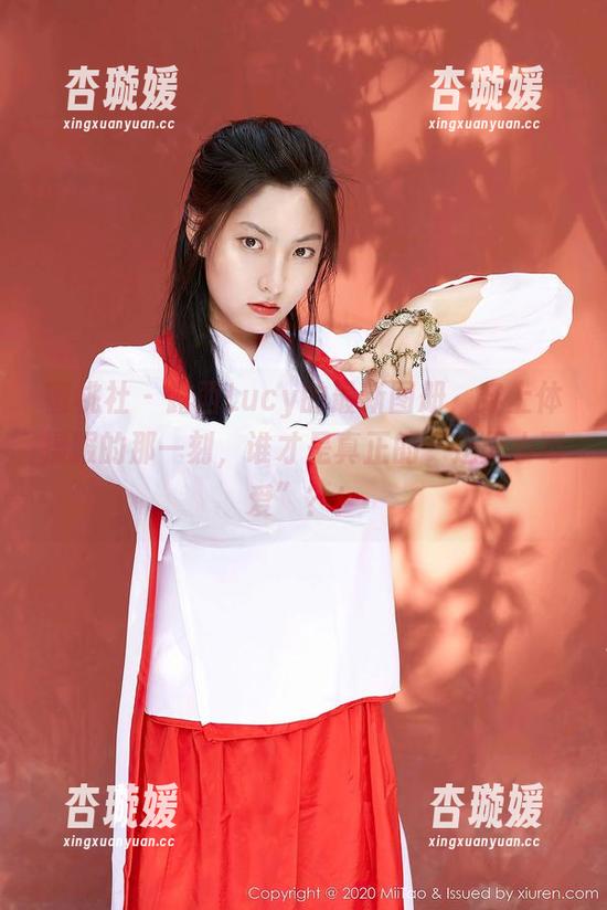 蜜桃社-露西Lucy 蜜桃社 - 露西Lucy的最新图册,穿上体操服的那一刻,谁才是真正的“逆天小可爱”?!