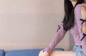 袜啵啵 – 黑丝写真，小沫用双腿讲述了些啥？