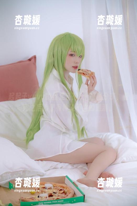 起起子vvvv 起起子vvvv的丝足系列3:原图分享,看完之后心里有种说不出的涟漪。