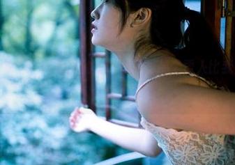 轰趴猫 – 分享一下陈雅漫的圣诞作品，那个雪人比我加班时还惨，你信不信？