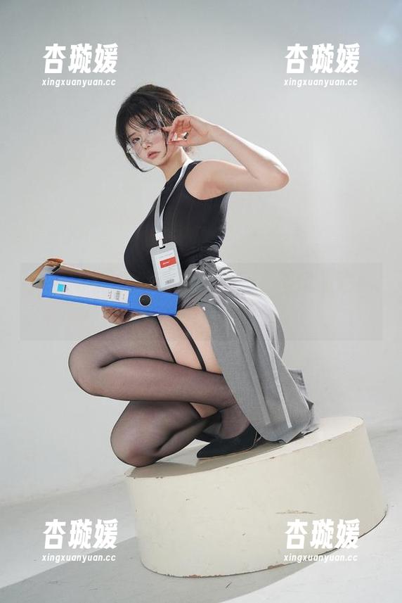 高清的棉袜和阿寨寨ninja，画风如同小清新与闹腾的结合体。