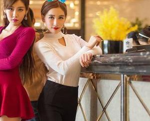 青豆客 – Yumi尤美的“透明”主题，高清套图里竟让人想起一扇打开的窗，通透又不失质感。