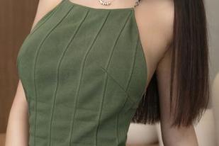青豆客 – 从未见过的颖莹儿YY：套装与高清图集的完美结合，简直是一场选秀出奇迹！