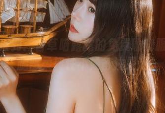美图报到：香草喵露露的免费瑜伽服自拍，腿部柔韧性不如备注灵活！