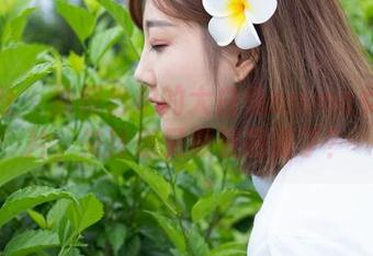 魅妍社 – 新鲜出炉的大白兔emma女友照片，关注感又要被刷新了？