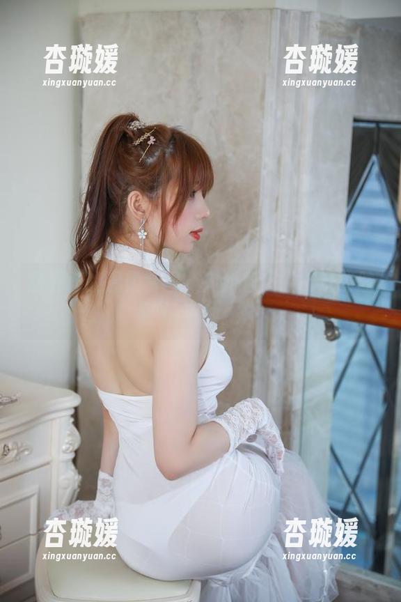 鹿野希的温柔套图，宛如春风轻拂过皮肤的那种。