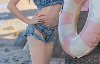 刺激？充满动感的光波！黏黏团子兔的战斗女仆写真